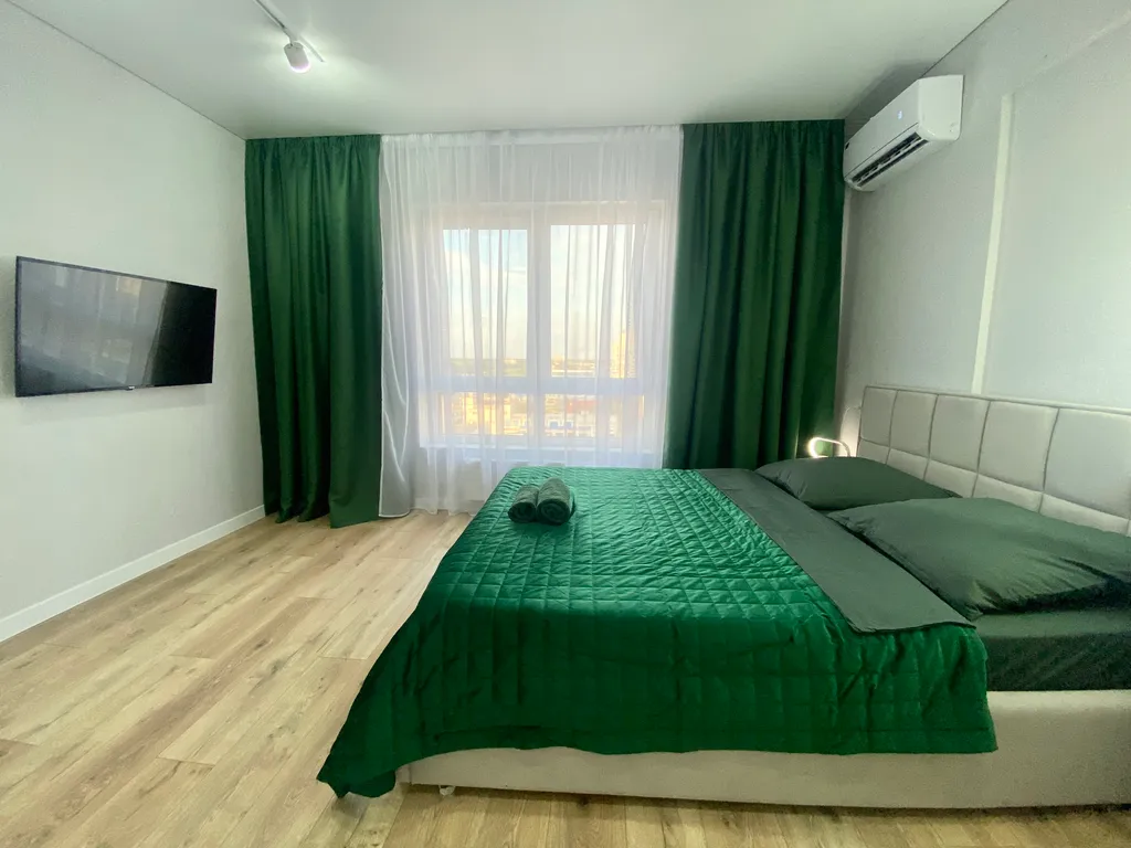 Просторная, красивая квартира в центре с прекрасным видом на реку и на город