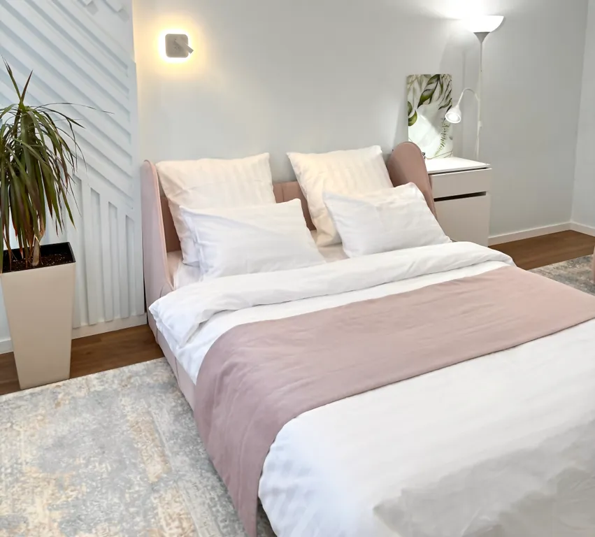 Светлая квартира с видом на реку