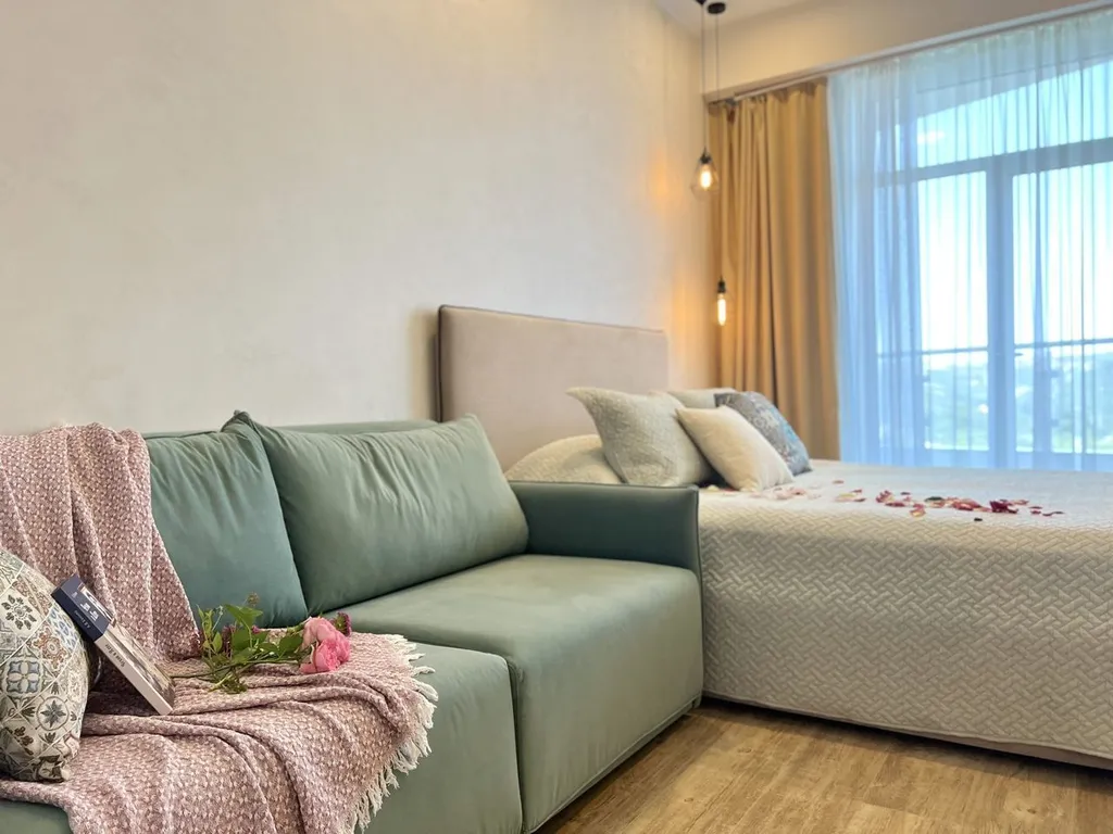 Уютная двухкомнатная квартира с шикарным видом в Гурзуфе