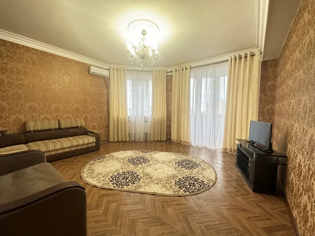 Квартира 2-комнатная Квартира — Махачкала