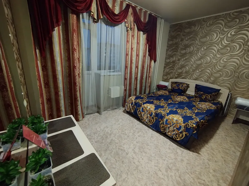 Уютная чистая квартира — аренда посуточно в Бийск