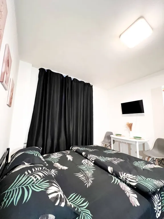 Квартира-студия у метро Девяткино для теплых вечеров — аренда посуточно в Мурино