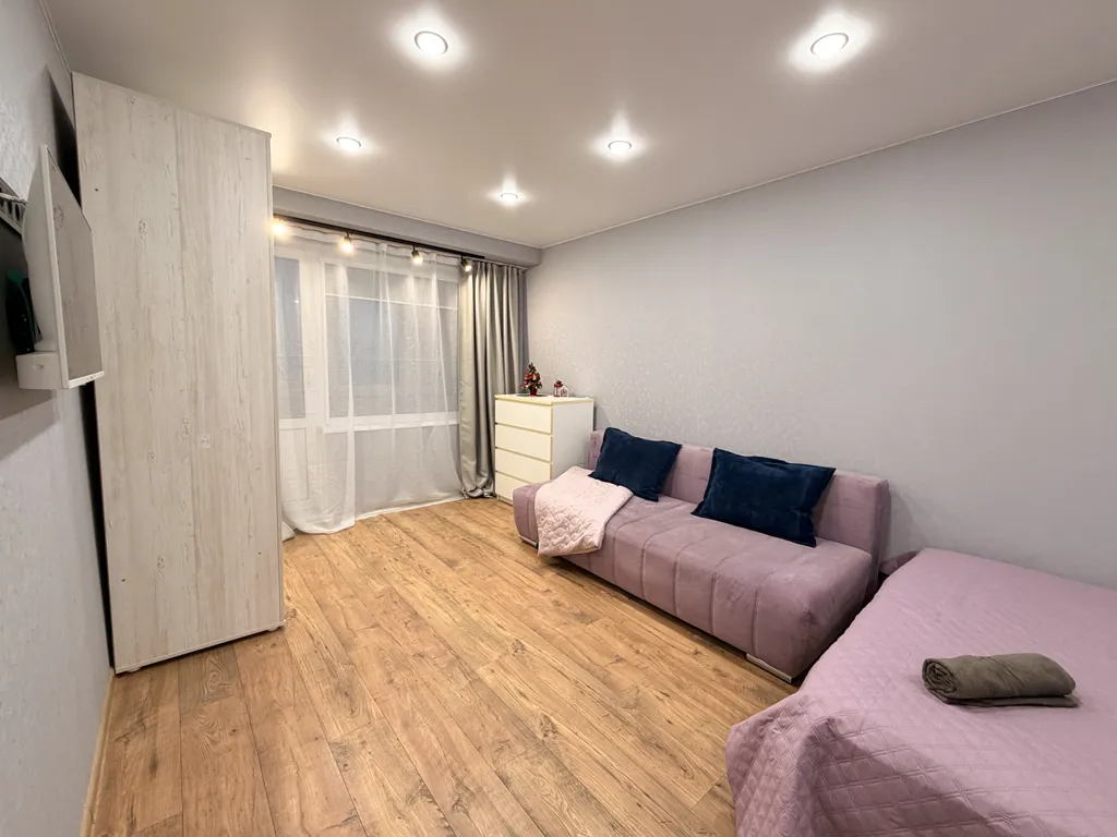 1‑комн. квартира с видом на город на ул. Героев Рыбачьего, 18