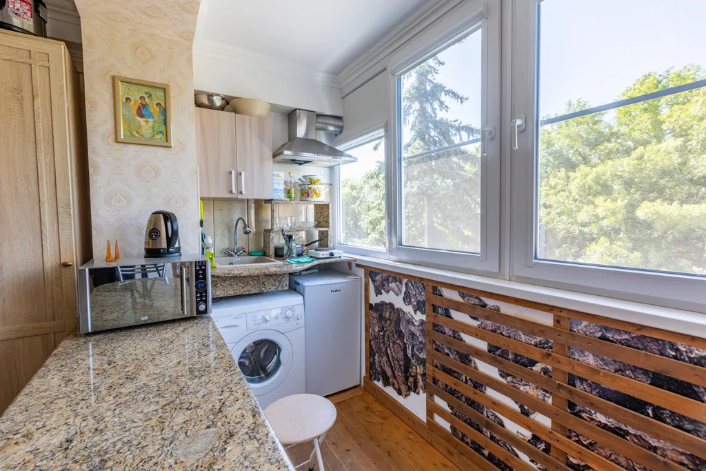 Светлая студия