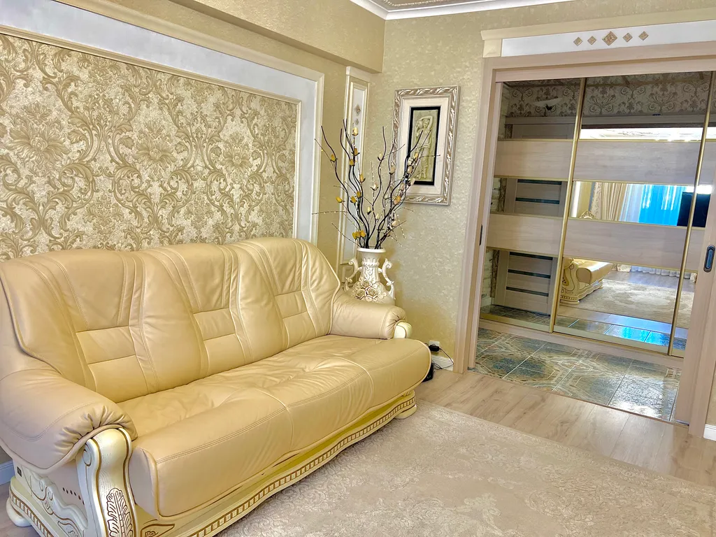 Квартира 3-комнатная Квартира — Минск