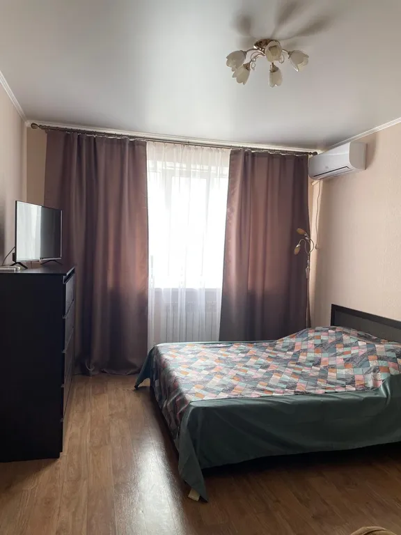 Уютная квартира в новом доме с лифтом с видом на гору