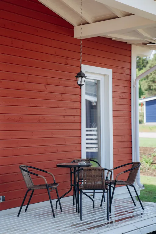 Уютный дом с террасой