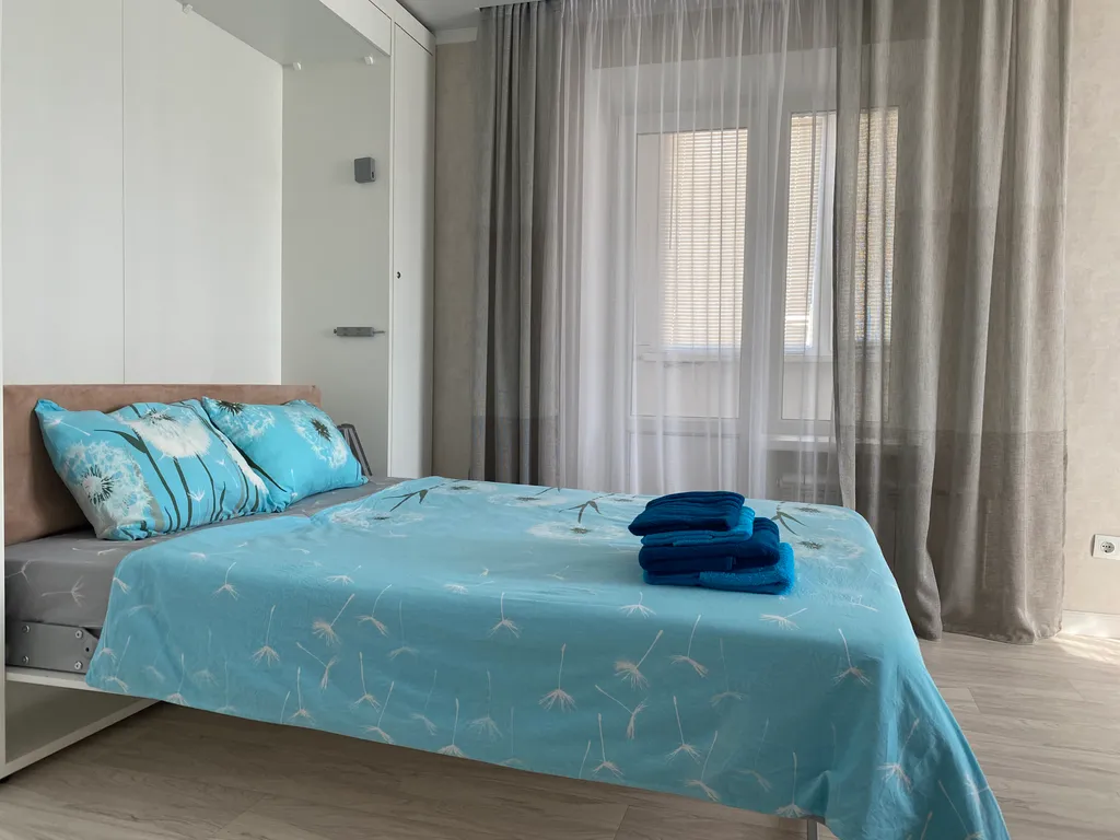 Современная квартира район Панорамы и Мираса