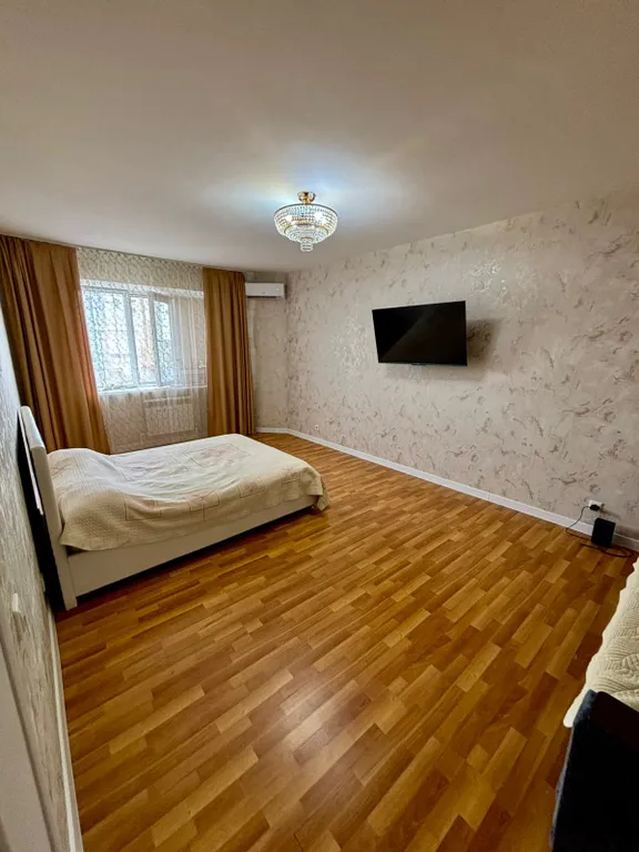 Квартира Уютная 3-х комнатная квартира в центре рядом храм — Элиста