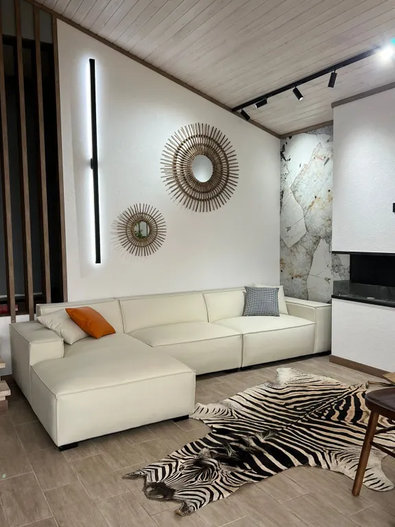 Новый коттедж с горячим бассейном