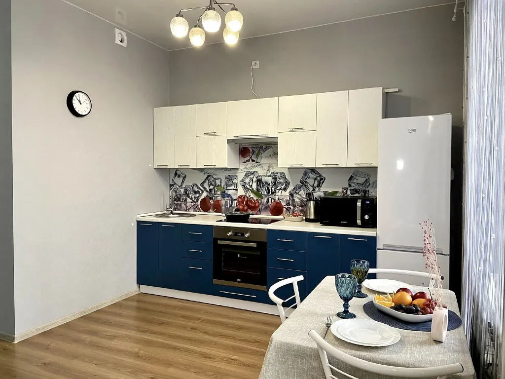 Квартира Хэппи Хаус Студия в стиле лофт в Кузьминках — Омск