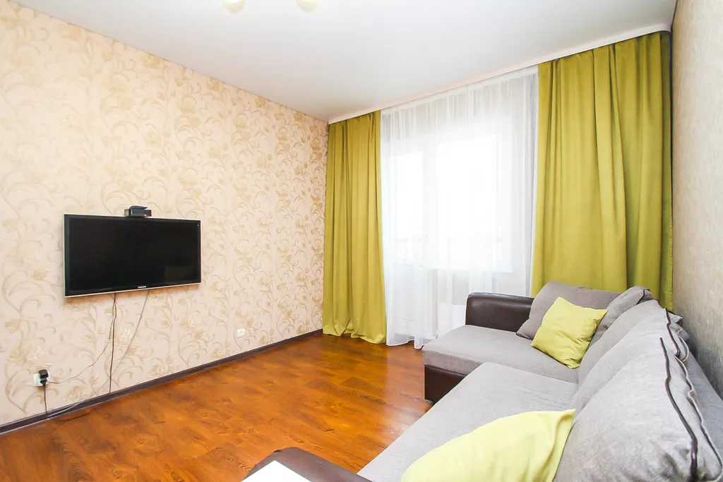 Квартира студия рядом с ТРЦ Аура (эконом)