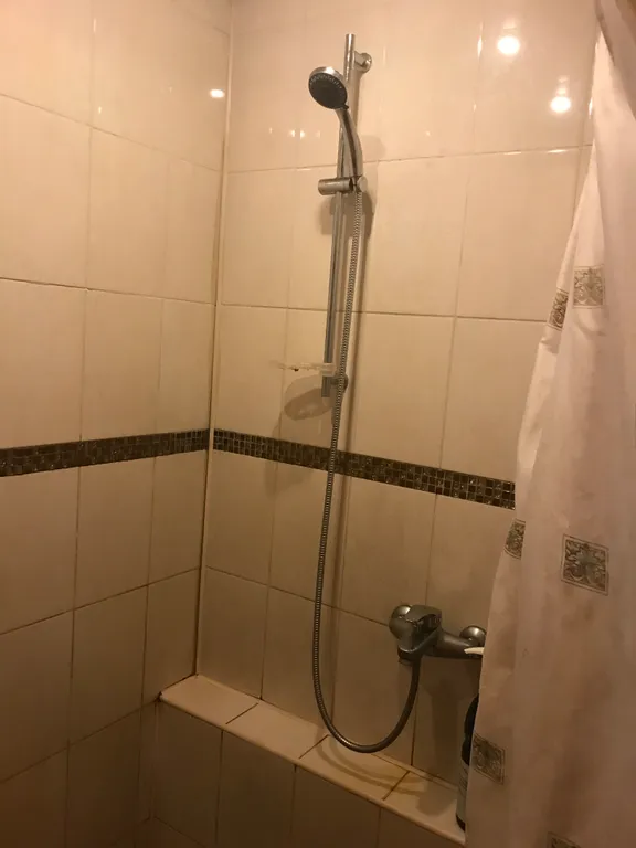 Уютный коттедж с садом