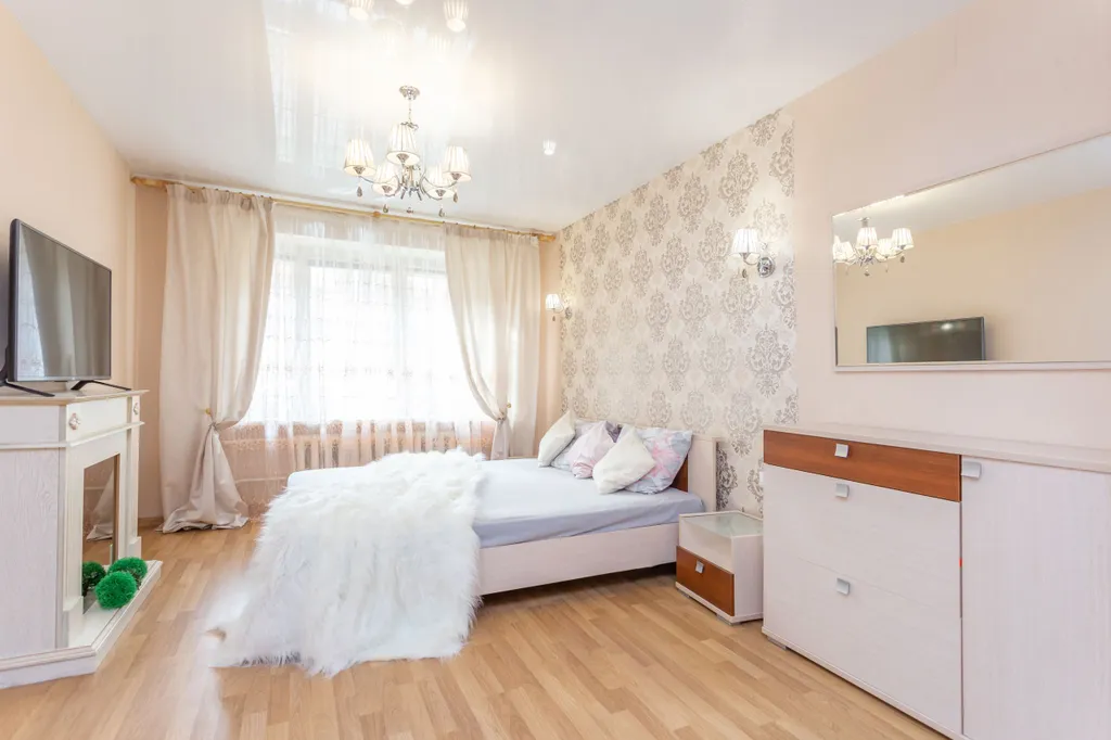 Просторная 3-х комнатная квартира возле станции метро Молодежная