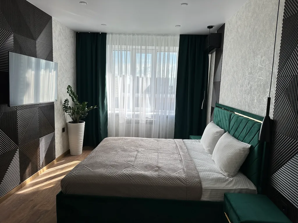 Шикарная квартира с панорамными окнами и видом на парк