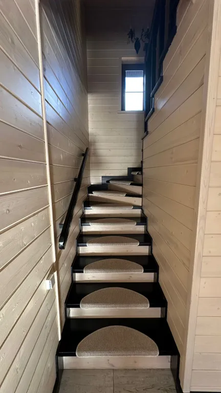 Шале с видом на горы и реку moon house arkhyz