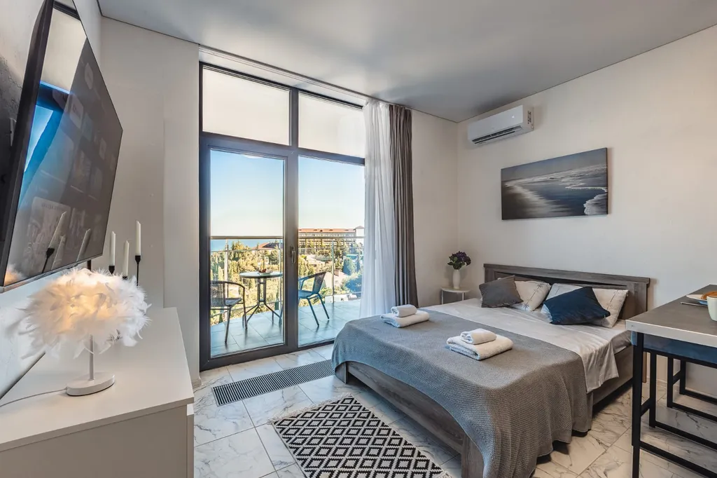 Апартаменты с видом на море в Крымской резиденции