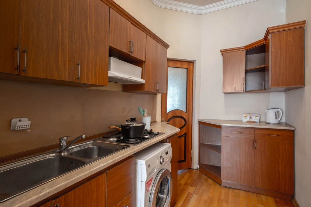 Апартаменты около Ереванского Оперного Театра