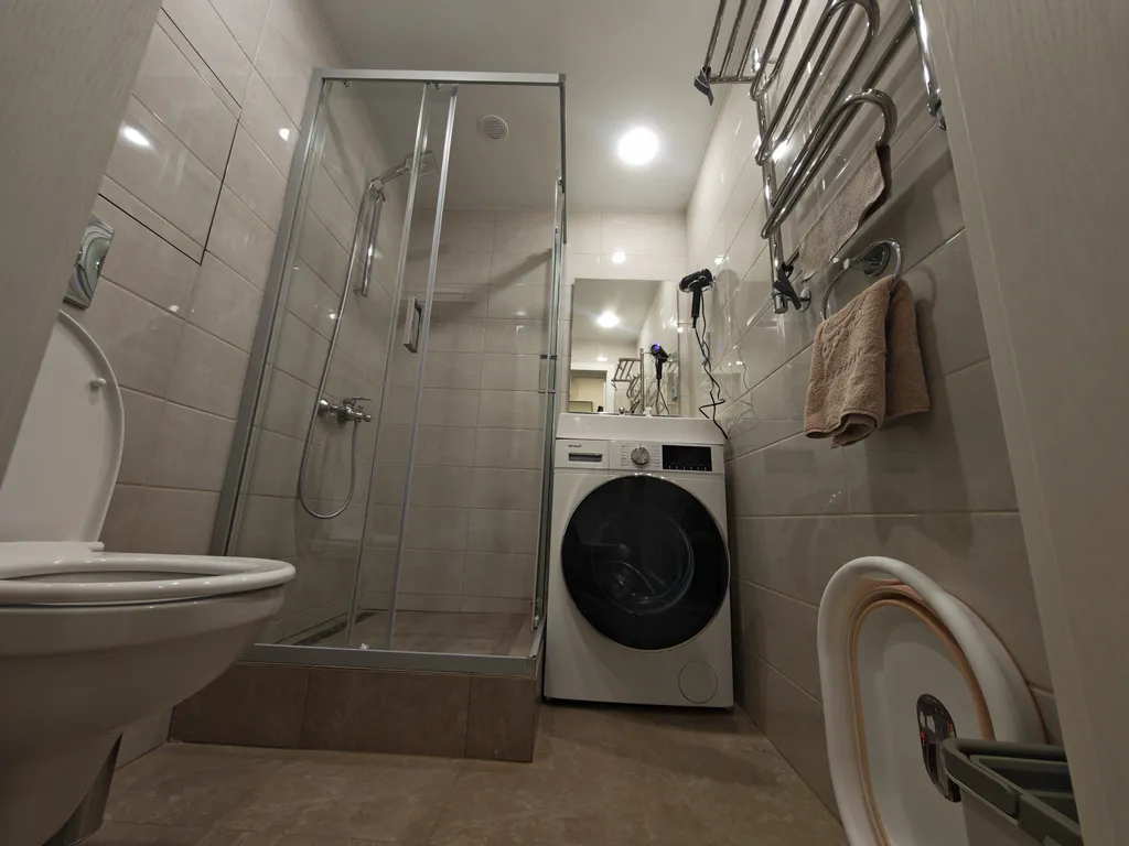 Квартира со свежим ремонтом и новой техникой в самом центре г.Кировск