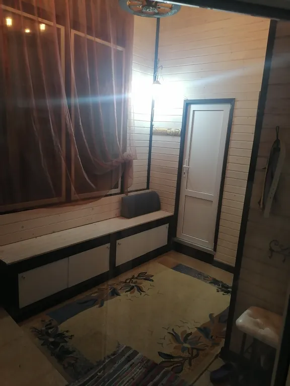 Уютный дом с камином на берегу горной речки, со всеми удобствами