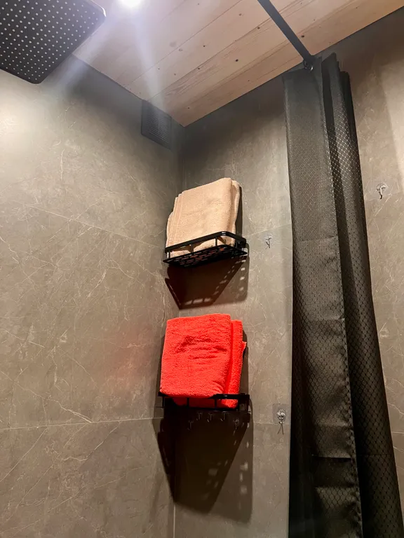 Дом с банным чаном, баней и домашним кинотеатром