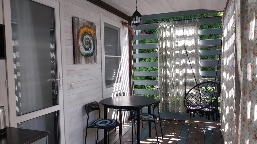 Коттедж Домик с удобствами и кухней Персиковая поляна — аренда посуточно в Архипо-Осиповка