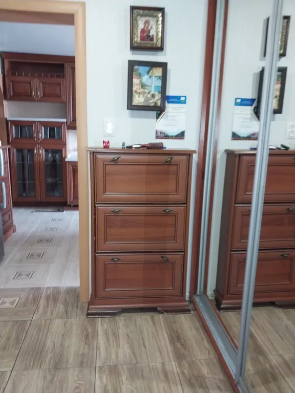 Улучшенная трехкомнатная квартира рядом с гостиницей