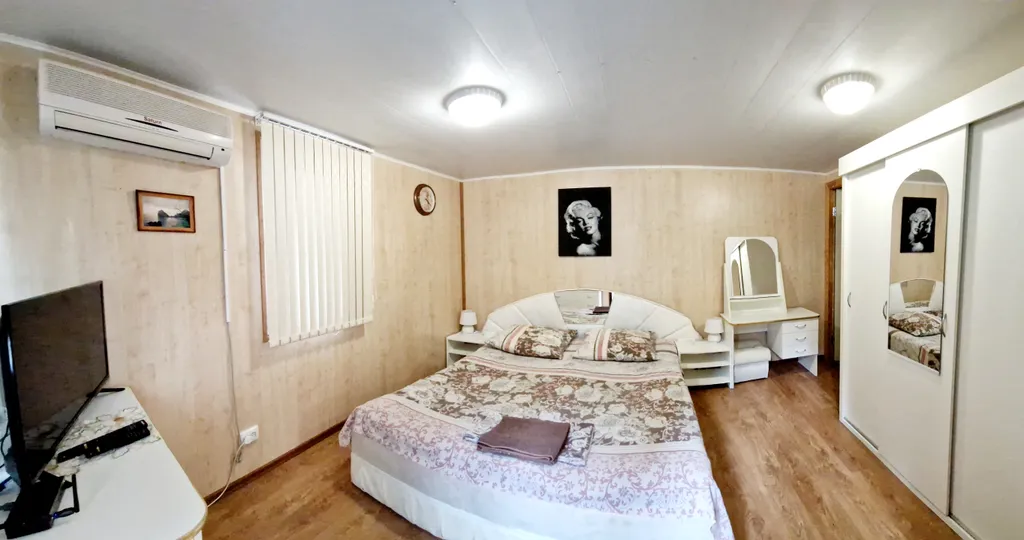 Трёхкомнатный дом с двориком