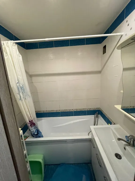 Трёхкомнатная благоустроенная квартира