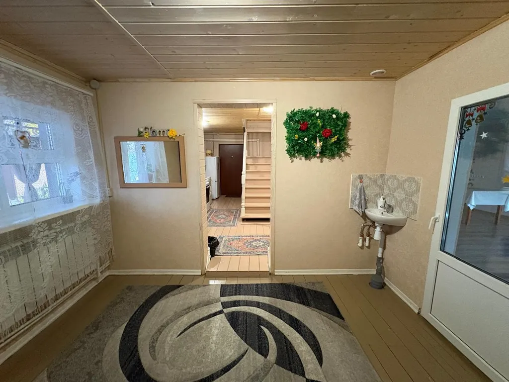 Уютный дом в прибрежной зоне рядом с центром  города