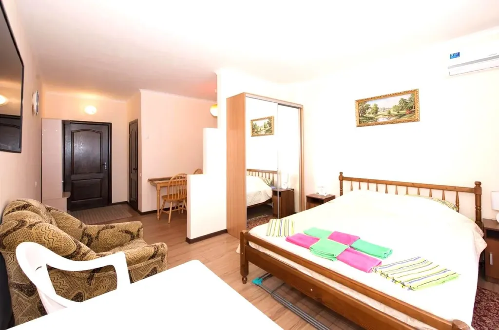 Апартаменты 11,12 с кухней и балконом, панорамный вид на море