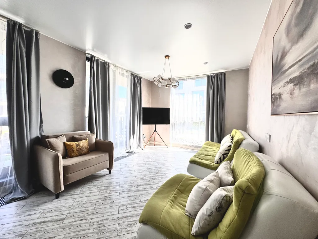 "Охта Адвент" 53 м. "Сад" у курорта