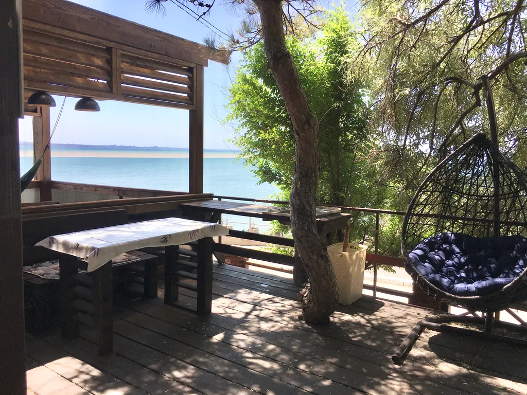 Коттедж С видом на море — аренда посуточно в Орловка