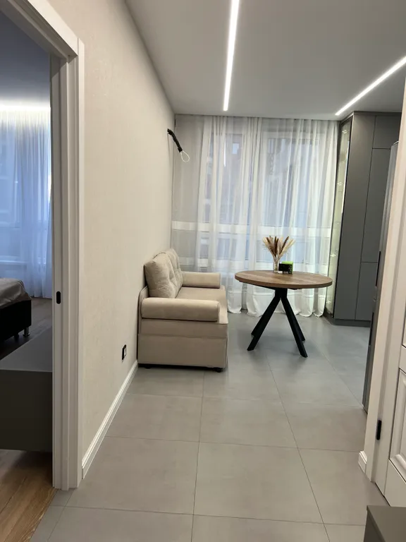 Уютная квартира в самом новом районе города, напротив сквера