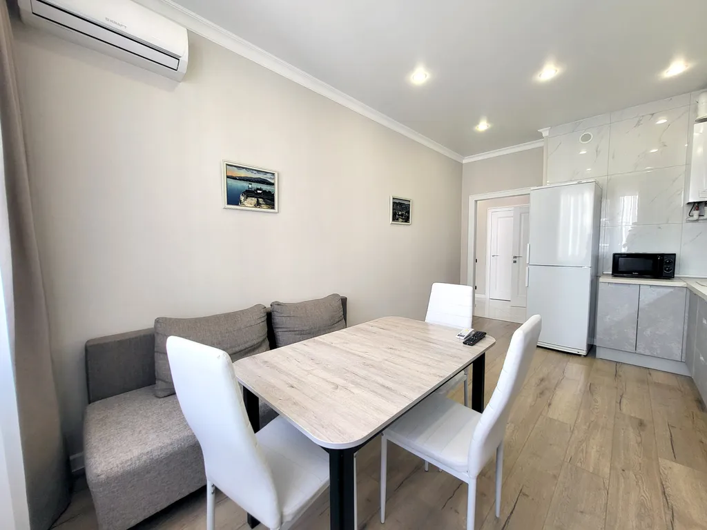 Квартира Апартаменты Emerald Comfort 3 в ЖК Изумрудный город — Геленджик