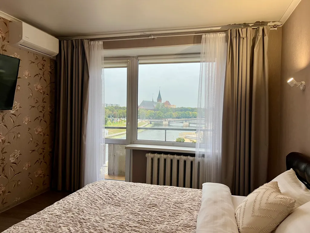 Квартира Квартира 2-комнатная у острова Канта с видом на Кафедральный собор, Зоя-апарт — Калининград