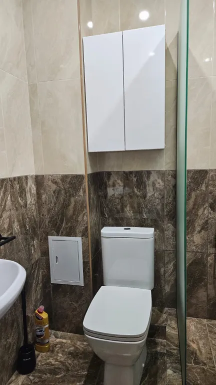 Просторная квартира в новом доме с новой мебелью