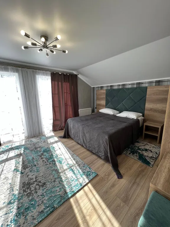 Коттедж-гостевой дом для большой компании