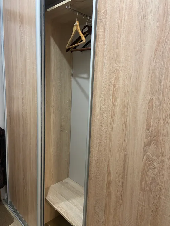 У леса, с ремонтом и 2 кроватями Переезжайте с одним чемоданом!