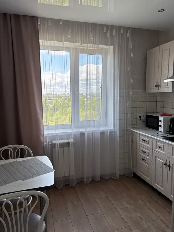 Двухкомнатная квартира с видом на Китай