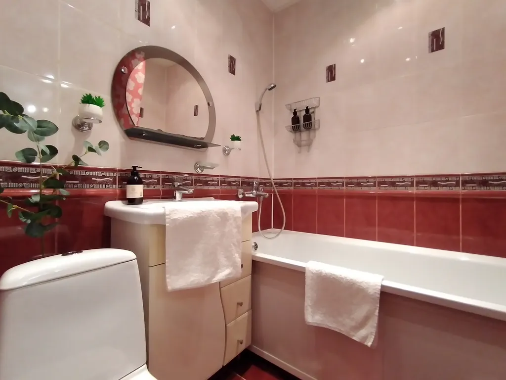 Живи у меня