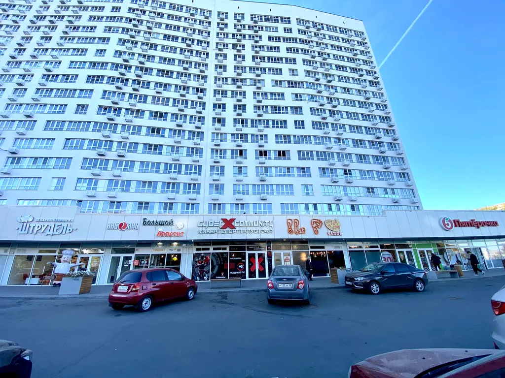 Панорамный огромный 2-х комнатный номер в новом ЖК, парковка