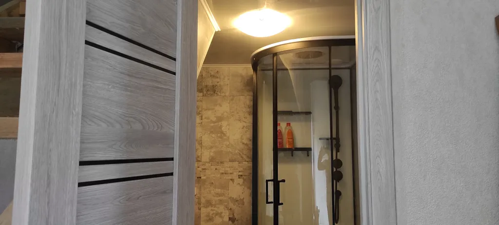 Уютный дом на берегу моря