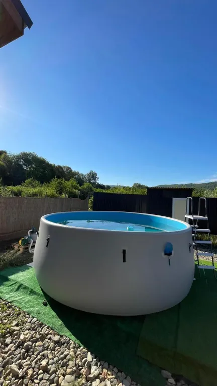 Коттедж Дом с бассейном и чаном — Безымянное