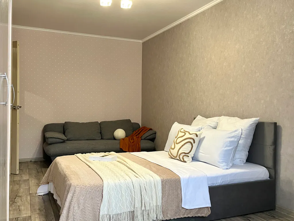 Квартира Апартаменты возле краевой больницы — Красноярск