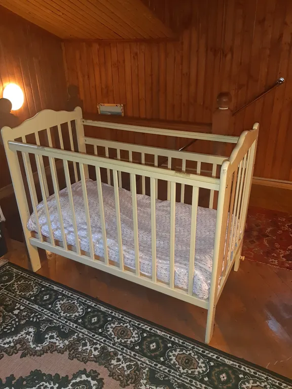 Дом на территории пансионата Буревестник