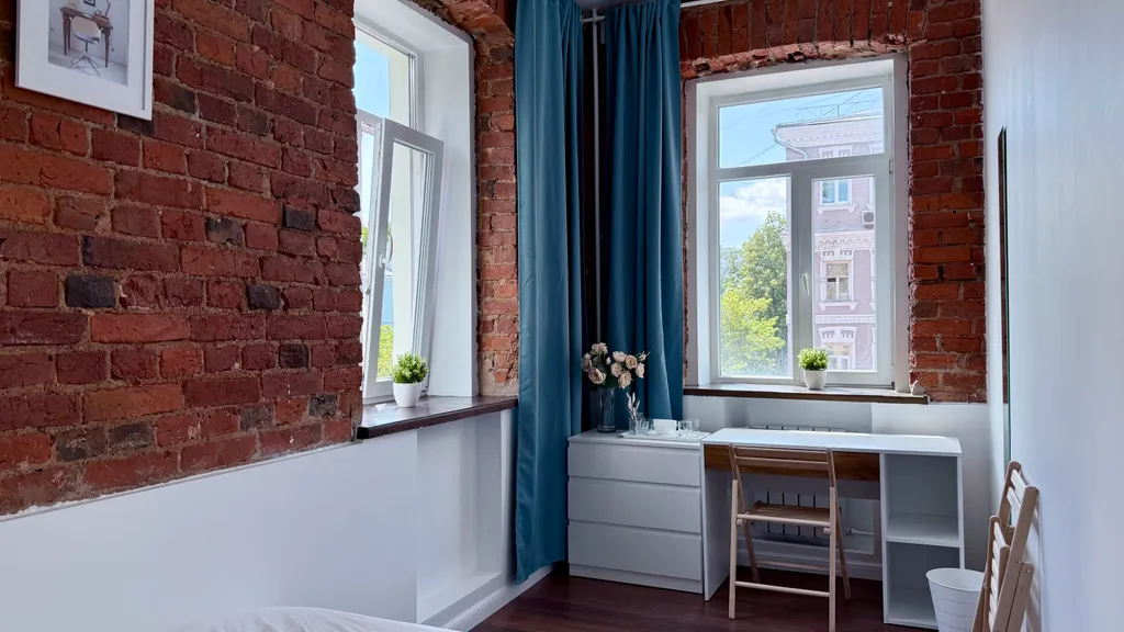 Уютная комната в стиле лофт у метро Парк культуры