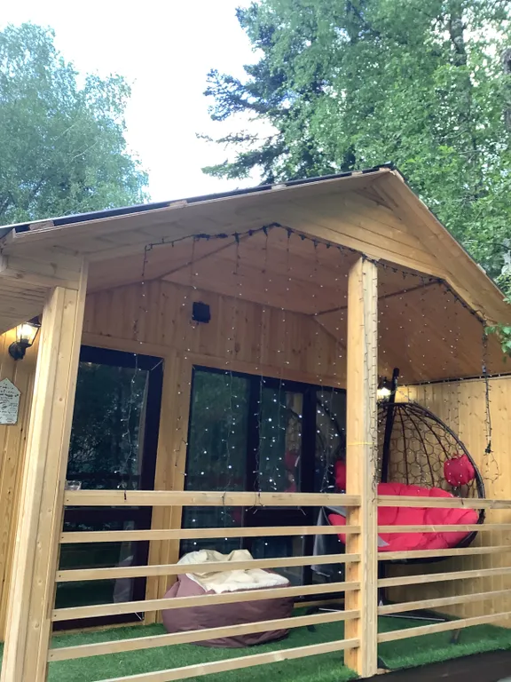 8-комнатный Дом