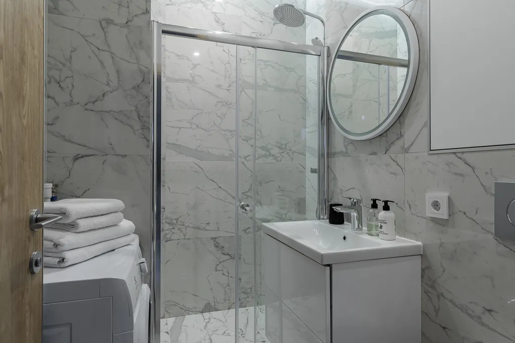 Охта Сьют 22