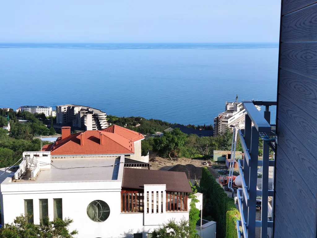 Студия с видом на море